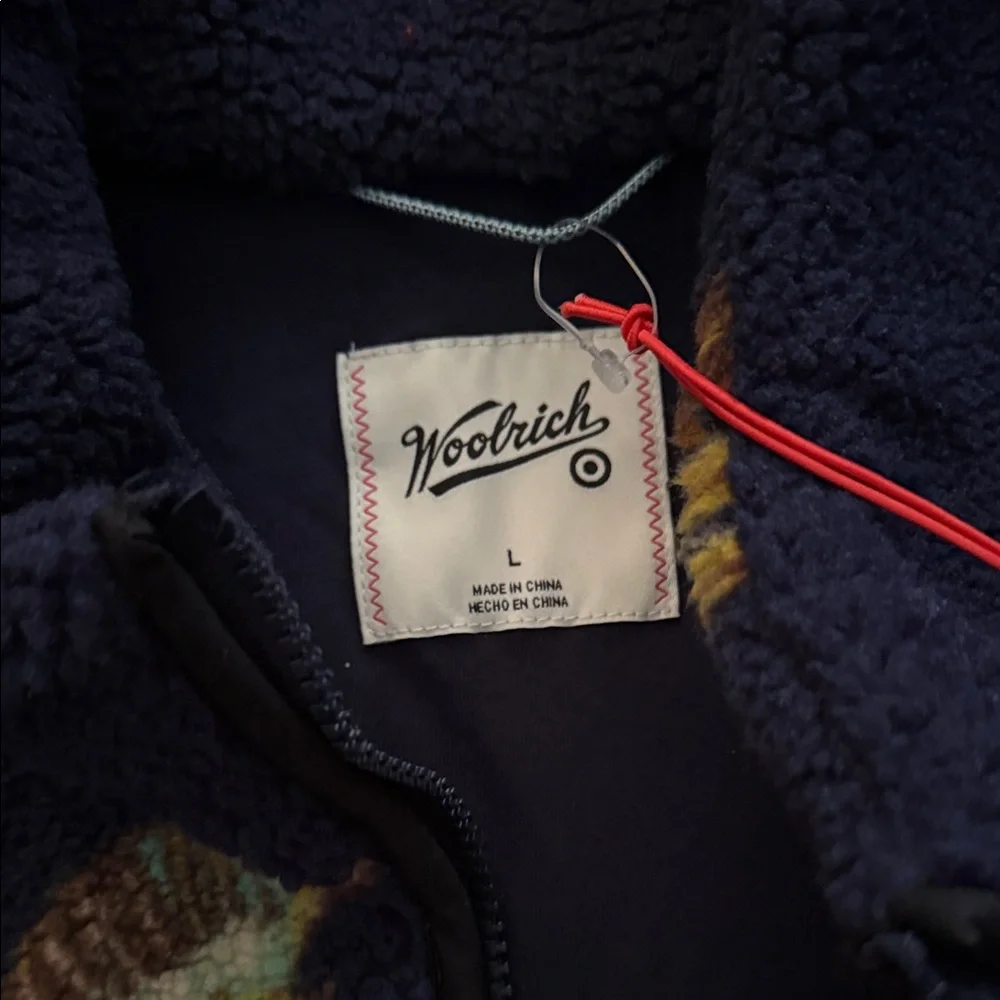 Woolrich x Target Duck Design Vest - Large - Picture 3 of 10